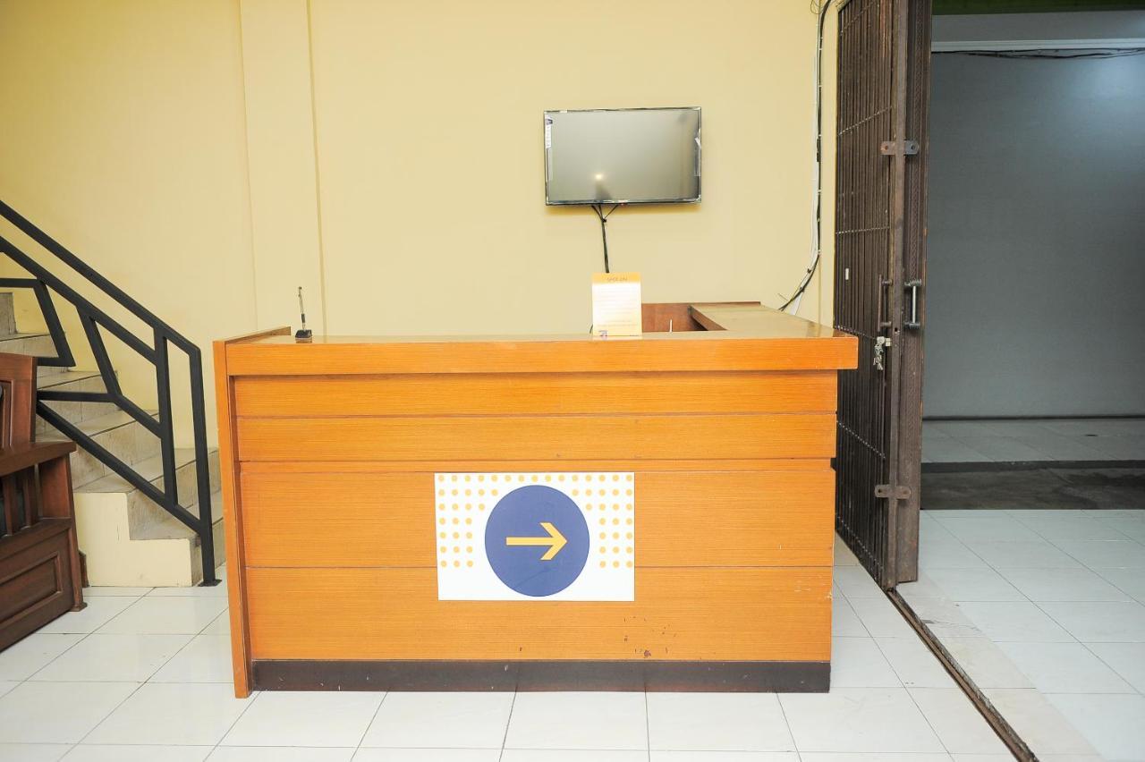 Spot On 2891 999 Guest House Sumedang Bagian luar foto