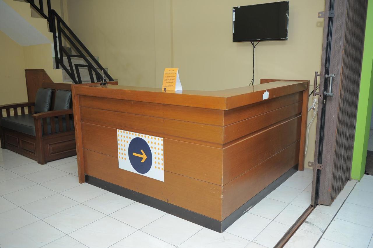 Spot On 2891 999 Guest House Sumedang Bagian luar foto